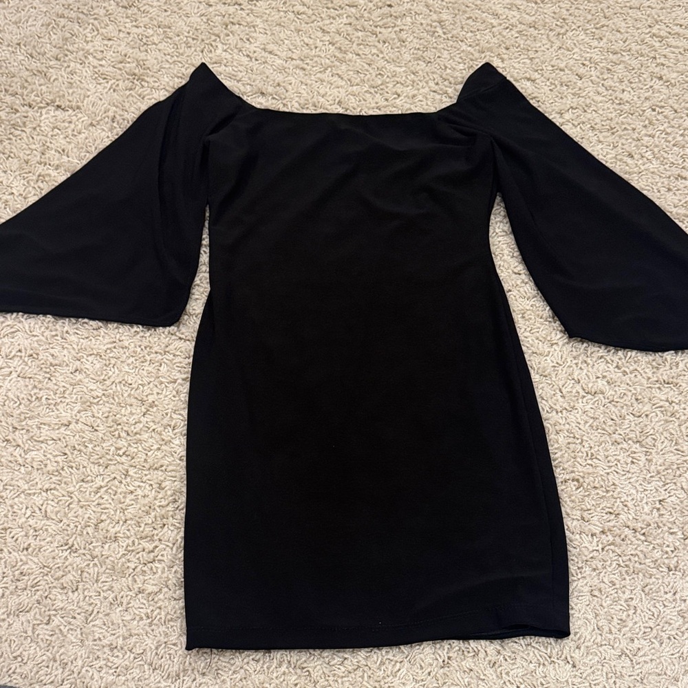 Un Deux Trois Black Long Sleeve Dress